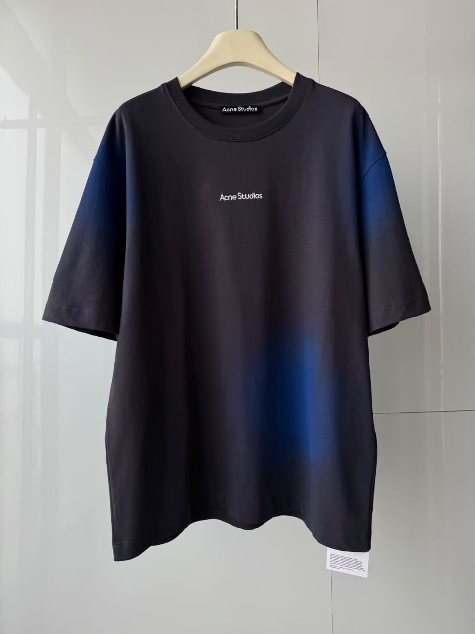 Acne Studios - Oversized Spray-Print Tee in Anthracite/Cobalt