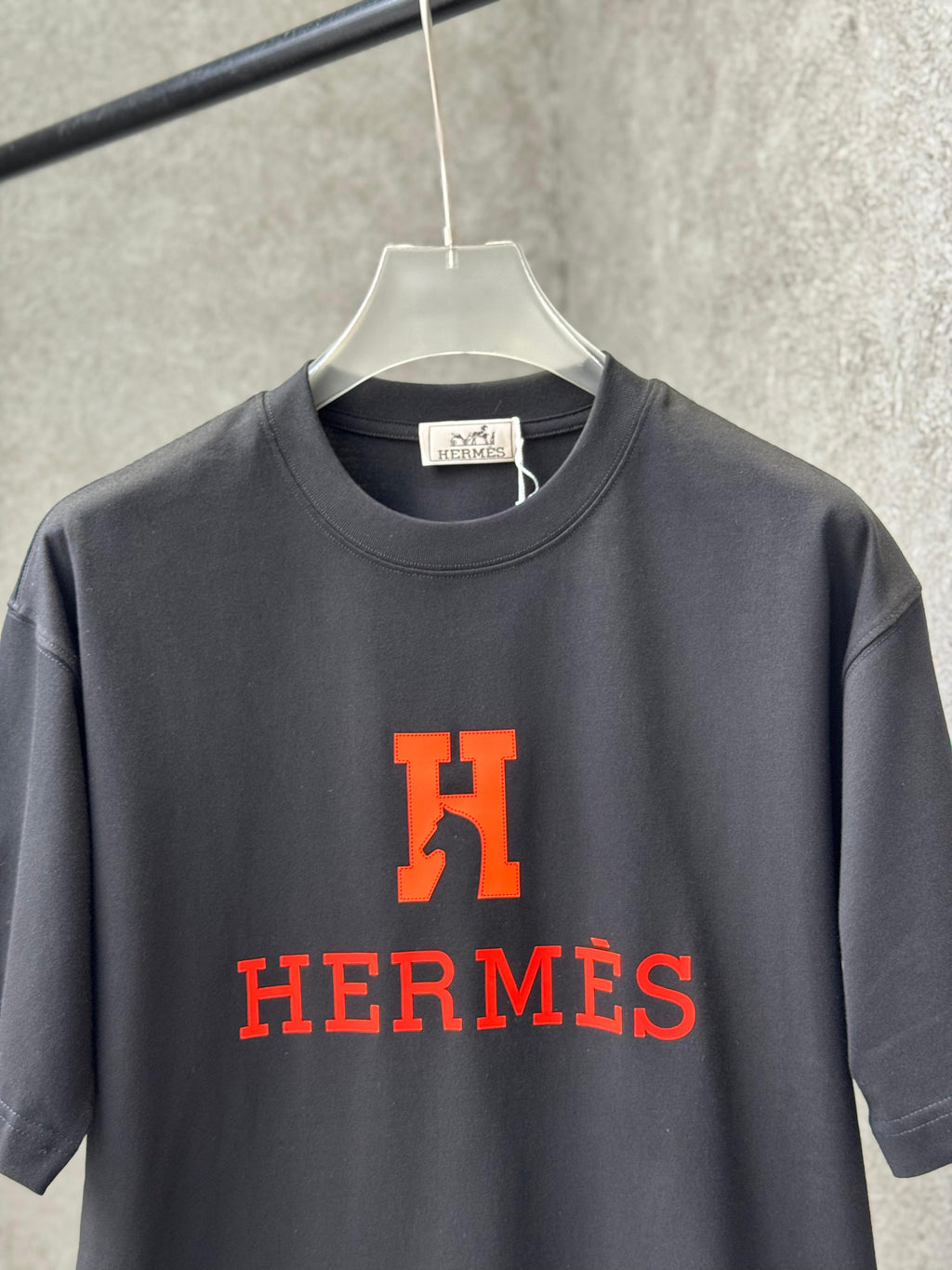 Hermès - Embroidered "H" Logo Cotton T-Shirt - Black & Signature Orange