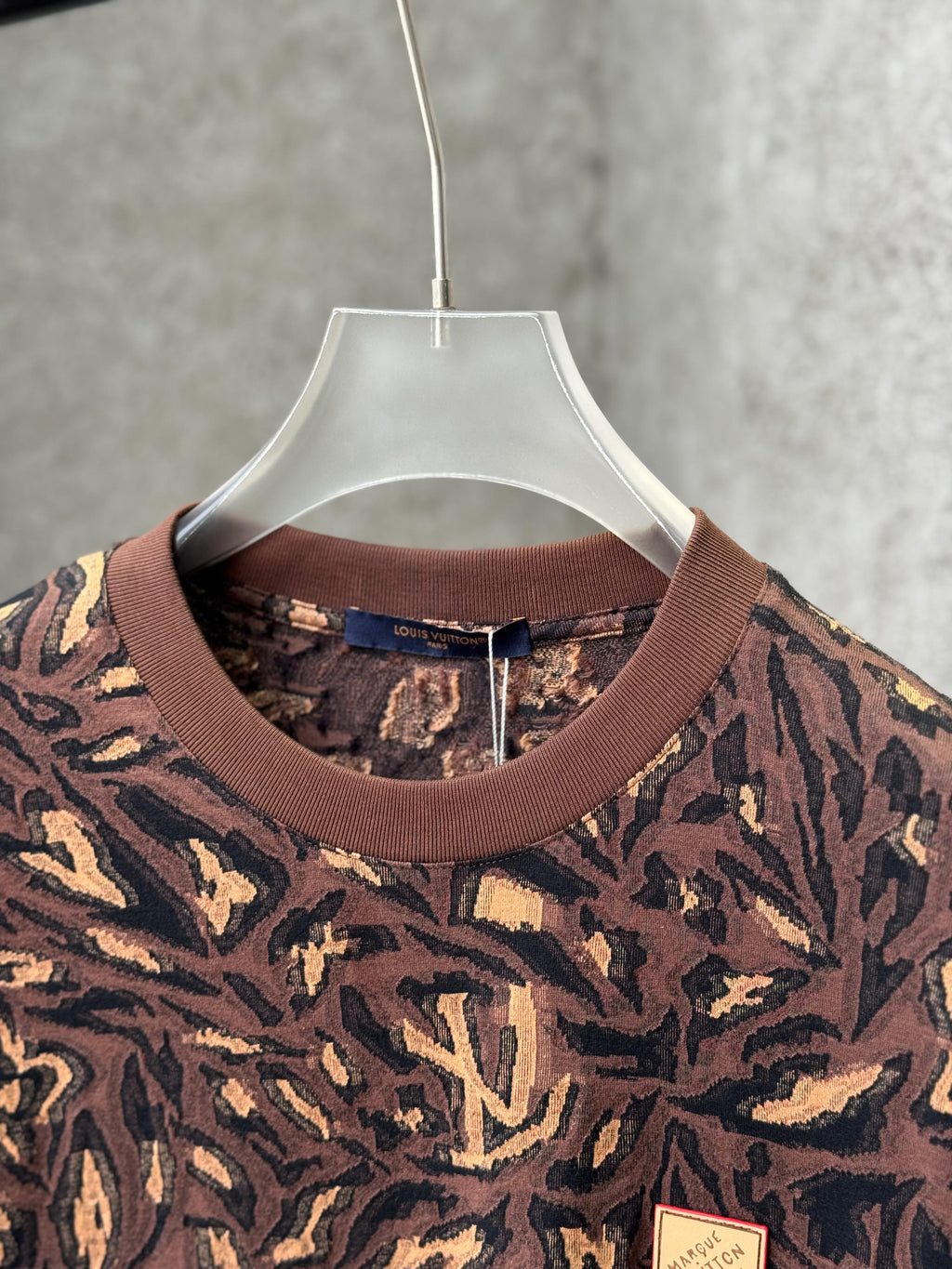 Louis Vuitton - "Brushstroke" Monogram Jacquard T-Shirt - Mocha & Tan