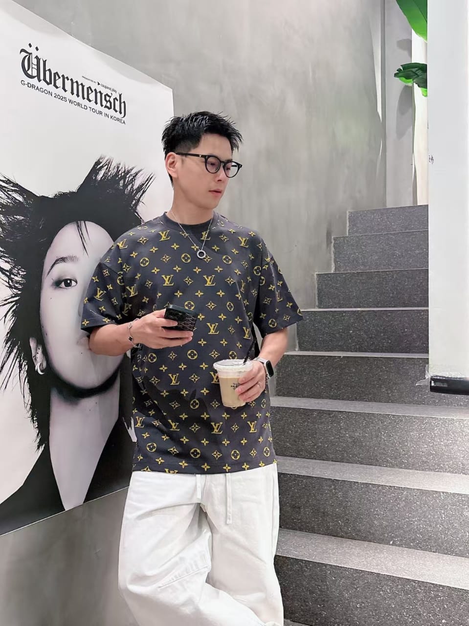 Louis Vuitton - All-Over Embroidered Monogram Cotton T-Shirt - Anthracite/Gold