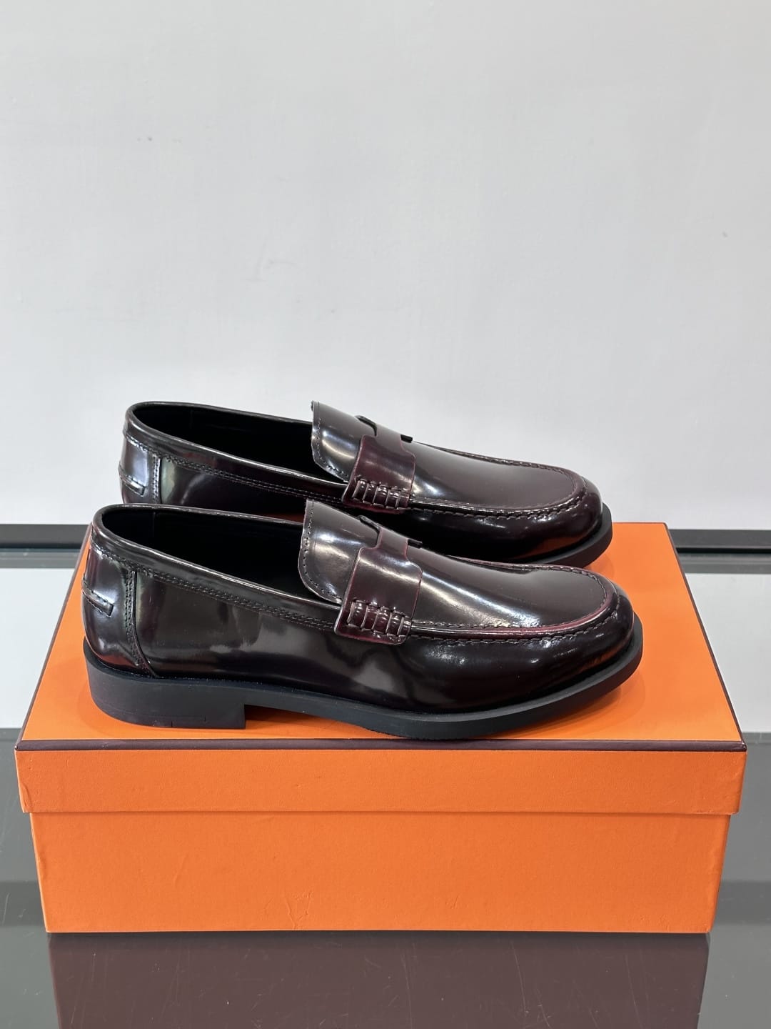 Hermès - Ancora Loafers in Burgundy Glazed Calfskin with Tonal H Detail