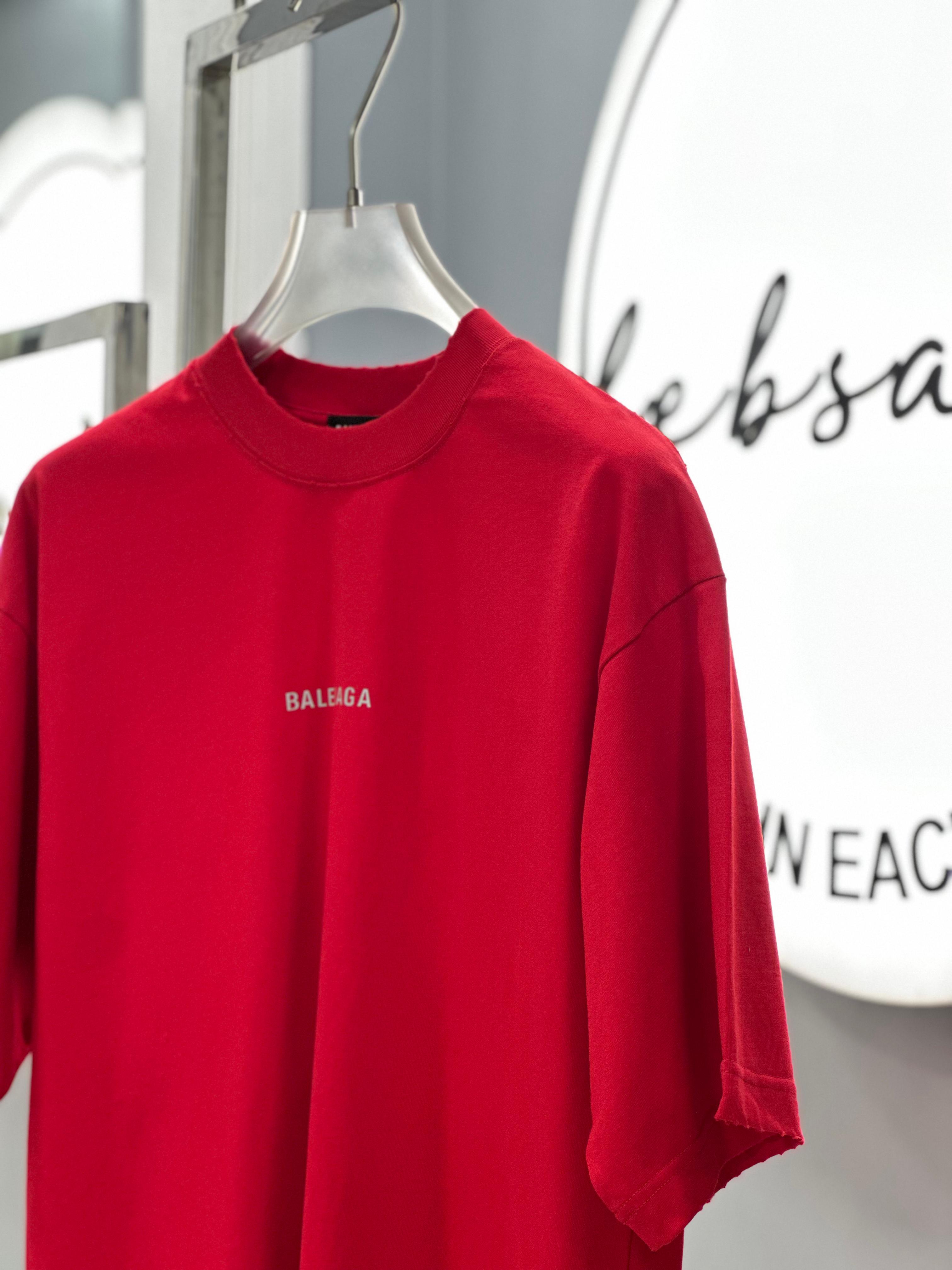 Balenciaga - Medium Fit Logo T-Shirt in Crimson Red with Distressed Edges