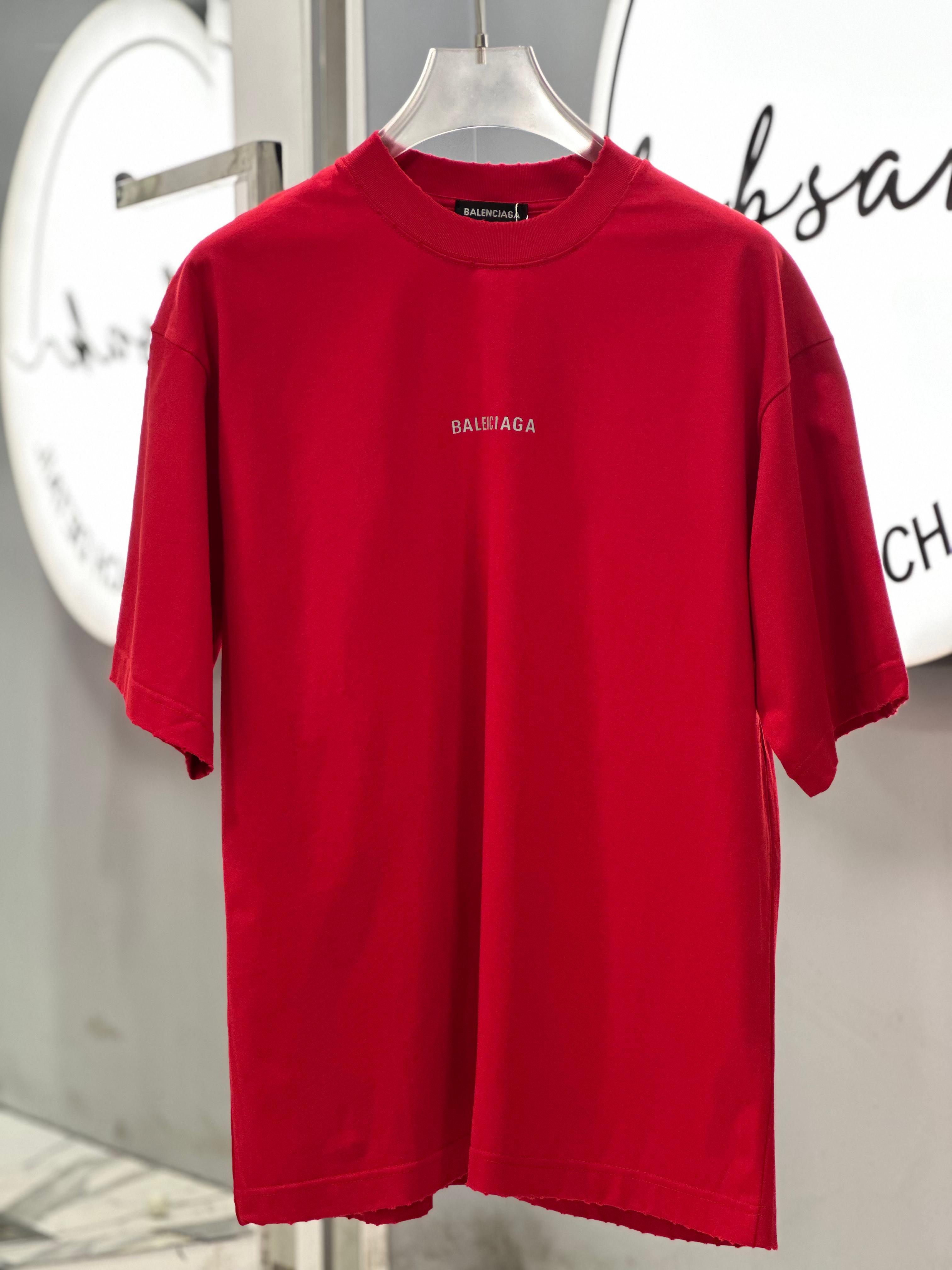 Balenciaga - Medium Fit Logo T-Shirt in Crimson Red with Distressed Edges