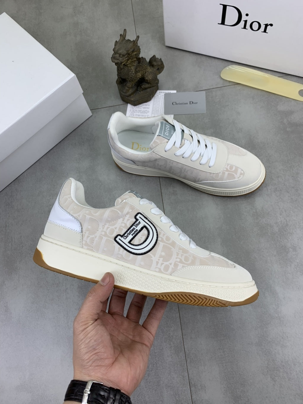 Dior - B57 Low-Top Sneaker in Cream and White Dior Oblique Jacquard