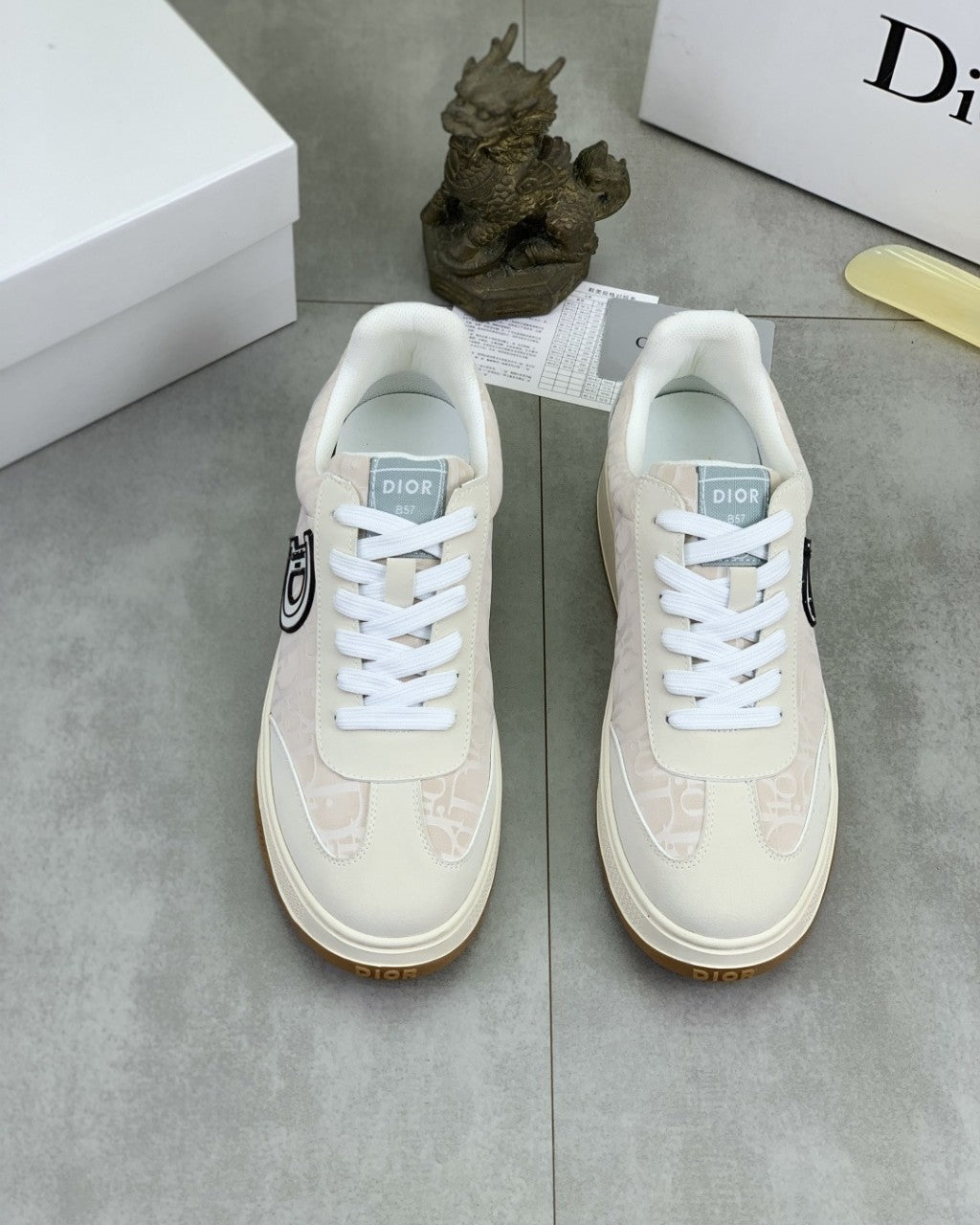 Dior - B57 Low-Top Sneaker in Cream and White Dior Oblique Jacquard