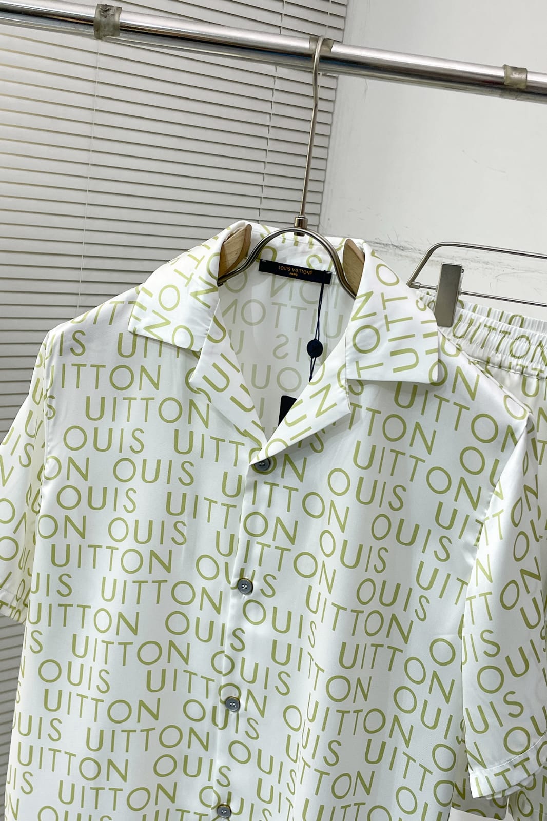 Louis Vuitton - Monogram All-Over Logo Silk Set