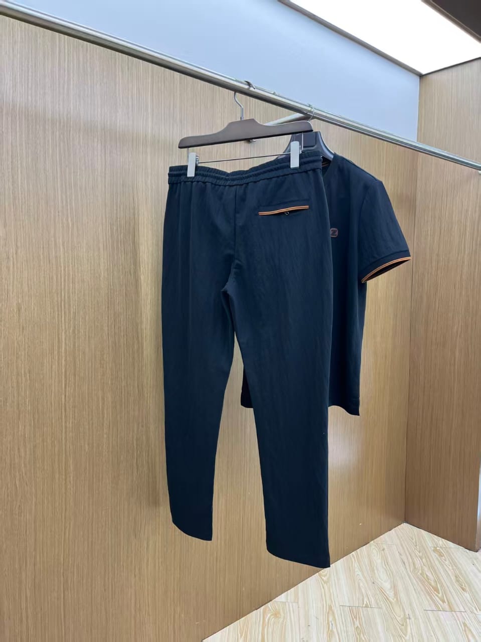 Hermes - Men’s Elite Knit Quarter-Zip Polo and Tailored Jogger Set – Deep Navy