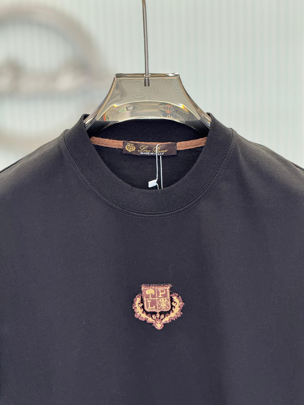 Loro Piana - Black Cotton T-Shirt with Metallic Crest Embroidery