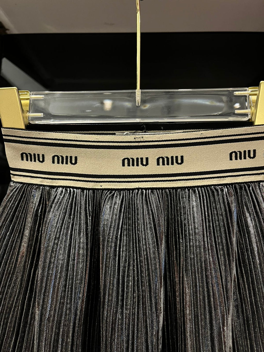 Miu Miu - Girls' Metallic Pleated Skirt and T-Shirt Ensemble