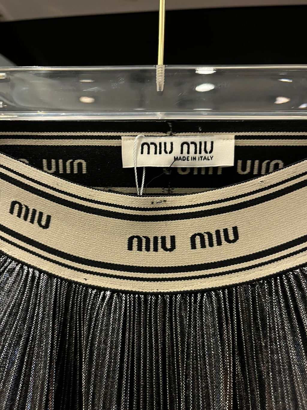 Miu Miu - Girls' Metallic Pleated Skirt and T-Shirt Ensemble