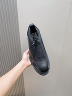 Givenchy - Monumental Mallow Zip Sneakers