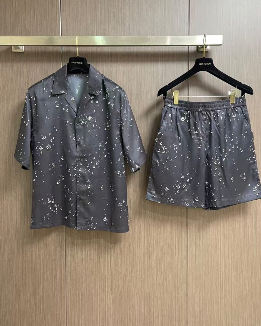 Louis Vuitton - Monogram "Raindrop" Silk Set