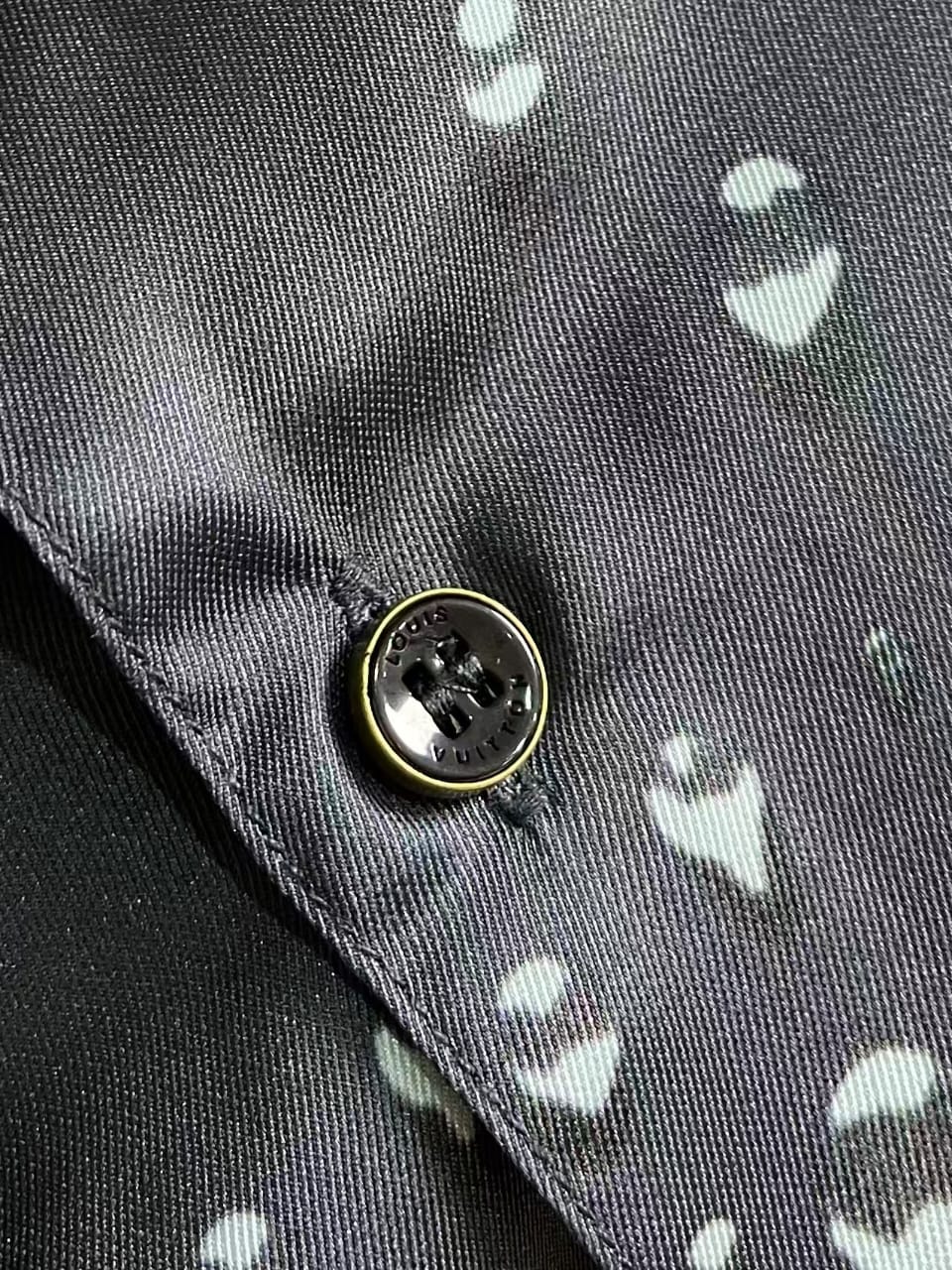 Louis Vuitton - Monogram "Raindrop" Silk Set