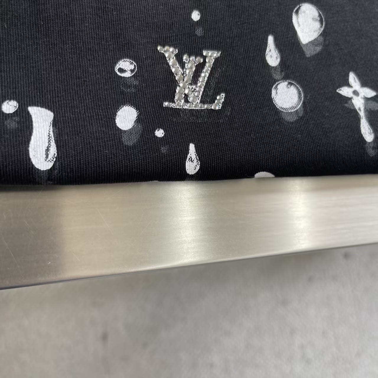 Louis Vuitton - Monogram Painted Dots T-Shirt
