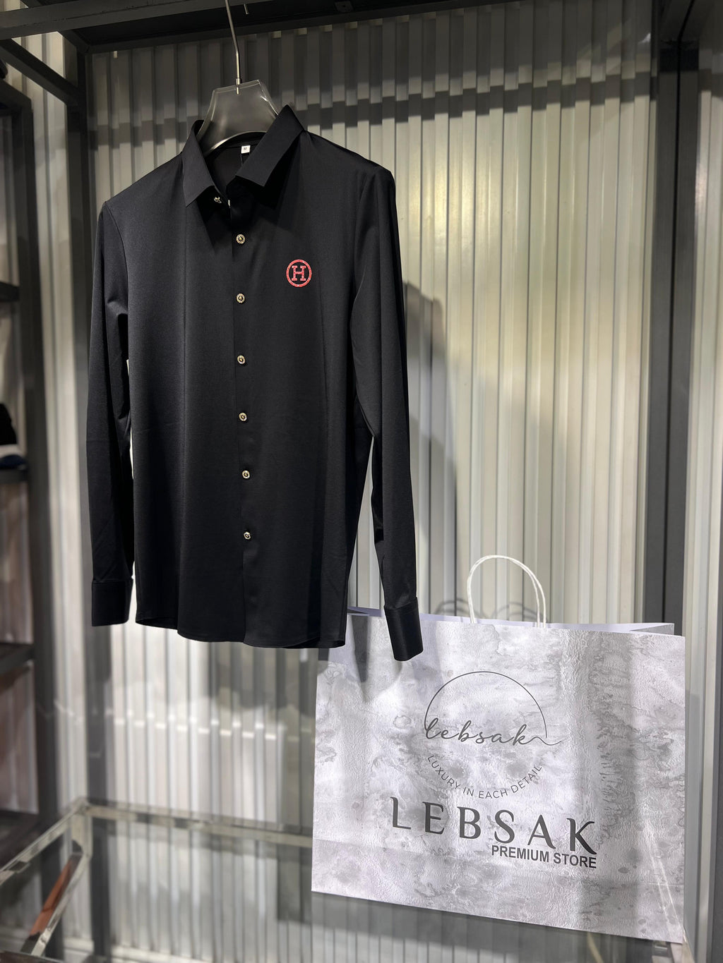 Hermès - Men's Premium Cotton Poplin Long-Sleeve Shirt with Embroidered "H" Circle Logo in Black