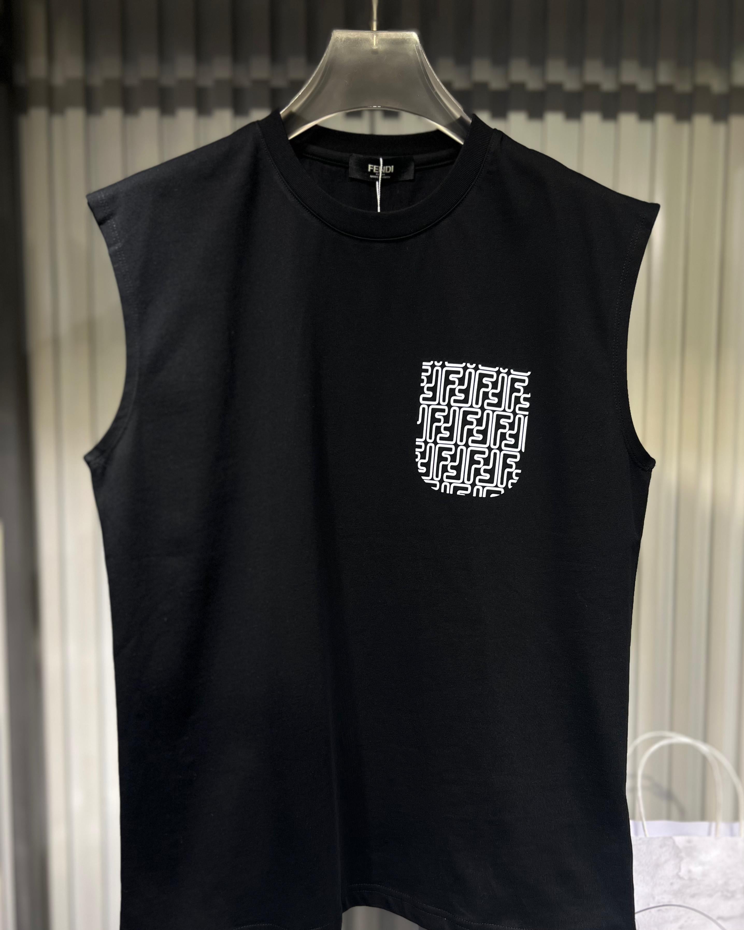 Fendi - Men's Premium Cotton Sleeveless T-Shirt with Signature FF-Logo Pocket in Black
