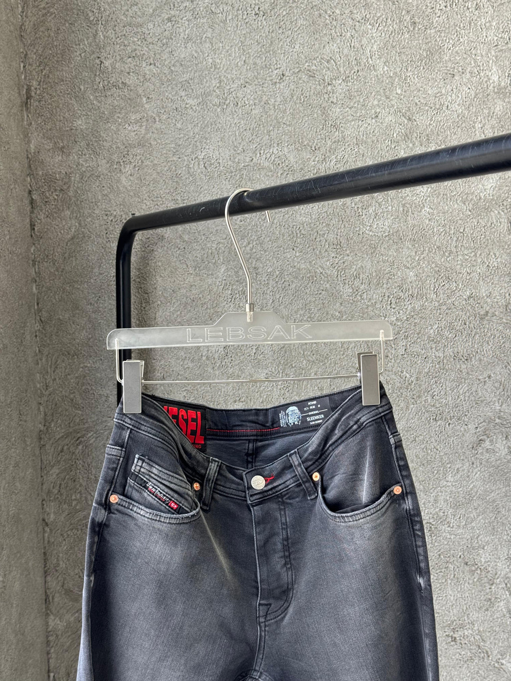 Diesel - D-Strukt Slim-Fit Distressed Jeans – Washed Black/Dark Grey