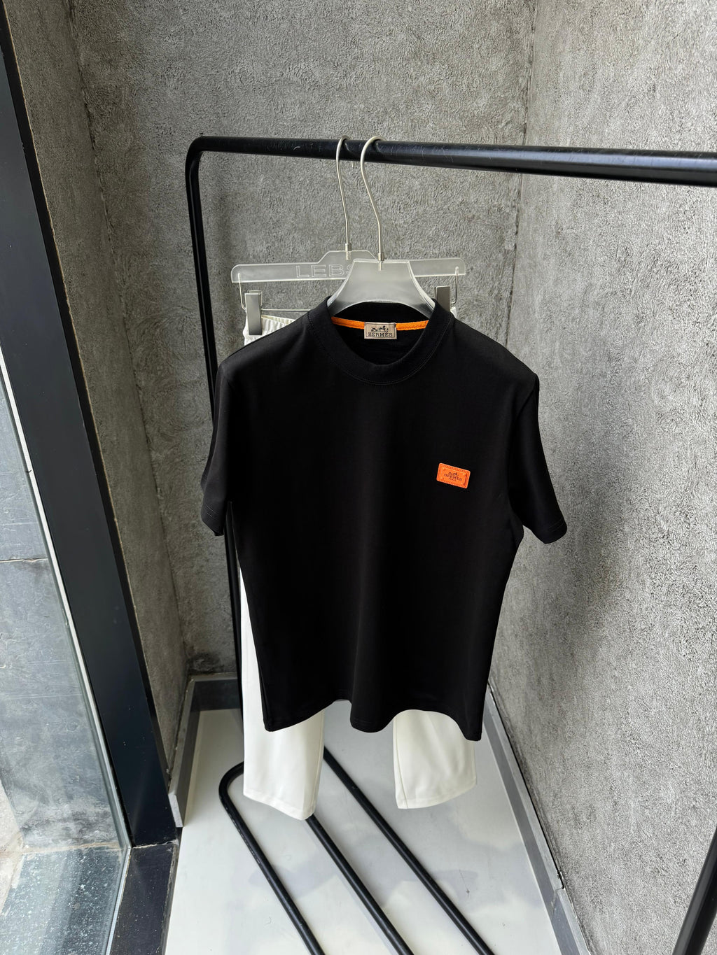 Hermès - Paris Cotton Jersey T-Shirt – Black with Signature Orange Leather Patch