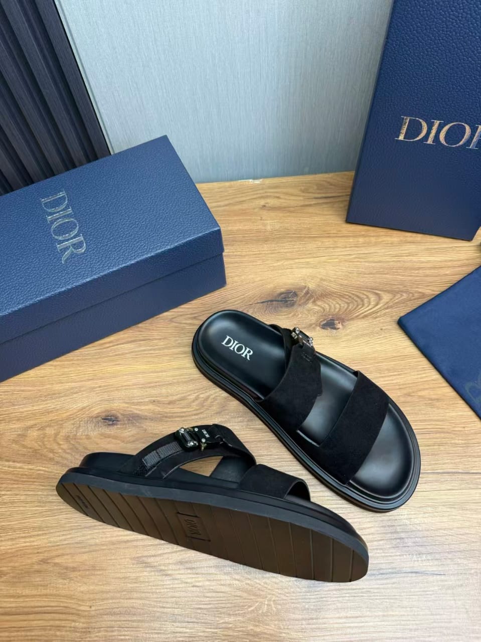 Dior - Aqua Slide in Black