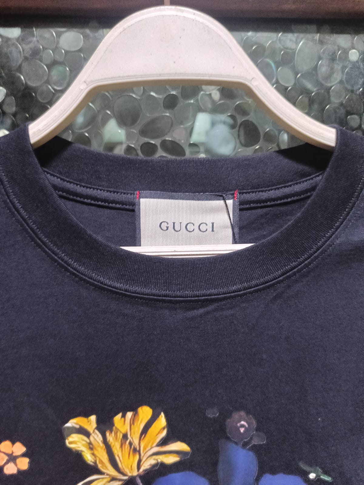 Gucci - Oversized Floral Bouquet Graphic T-Shirt in Navy Blue Cotton
