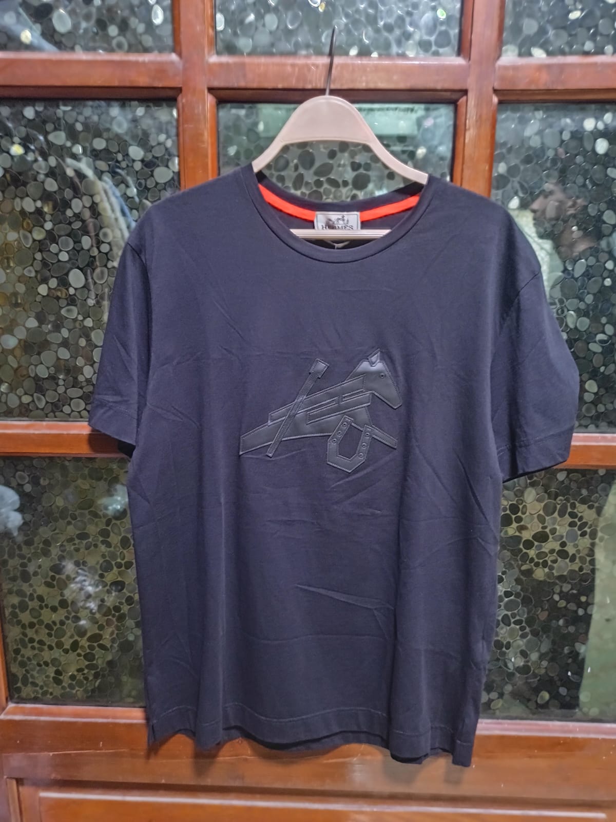 Hermès - Embroidered Leather Equestrian Motif T-Shirt in Black Cotton