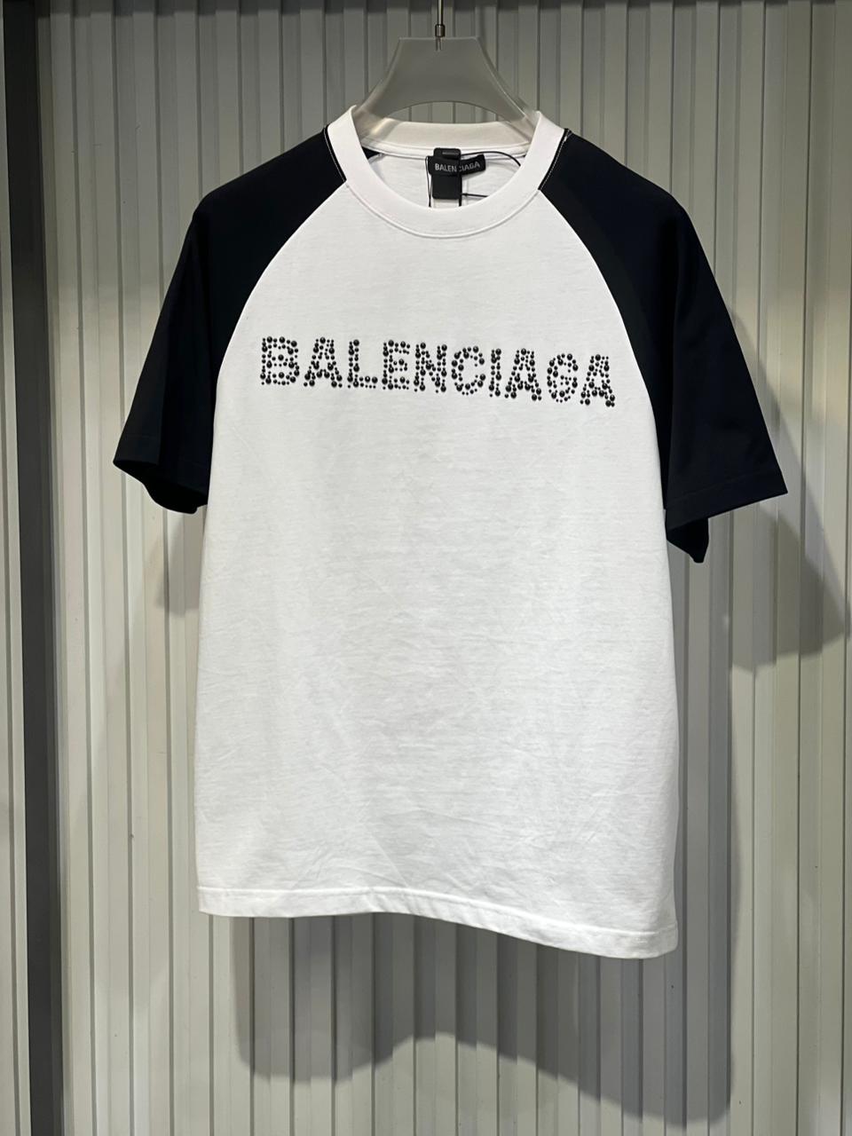 Balenciaga - White & Black Raglan T-Shirt with Studded Logo