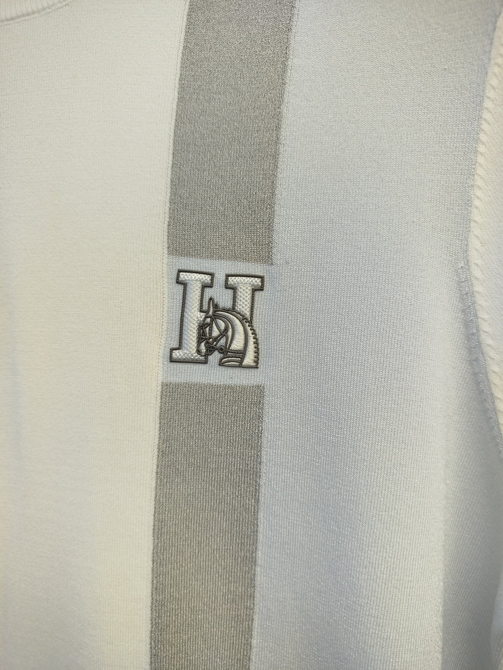 Hermès - White Knit T-Shirt with Grey Stripe & "H" Logo