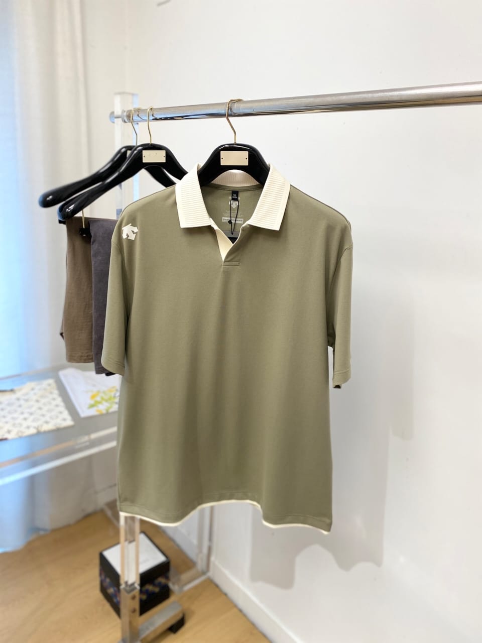 Descente - Olive Green Polo Shirt with Ribbed Collar