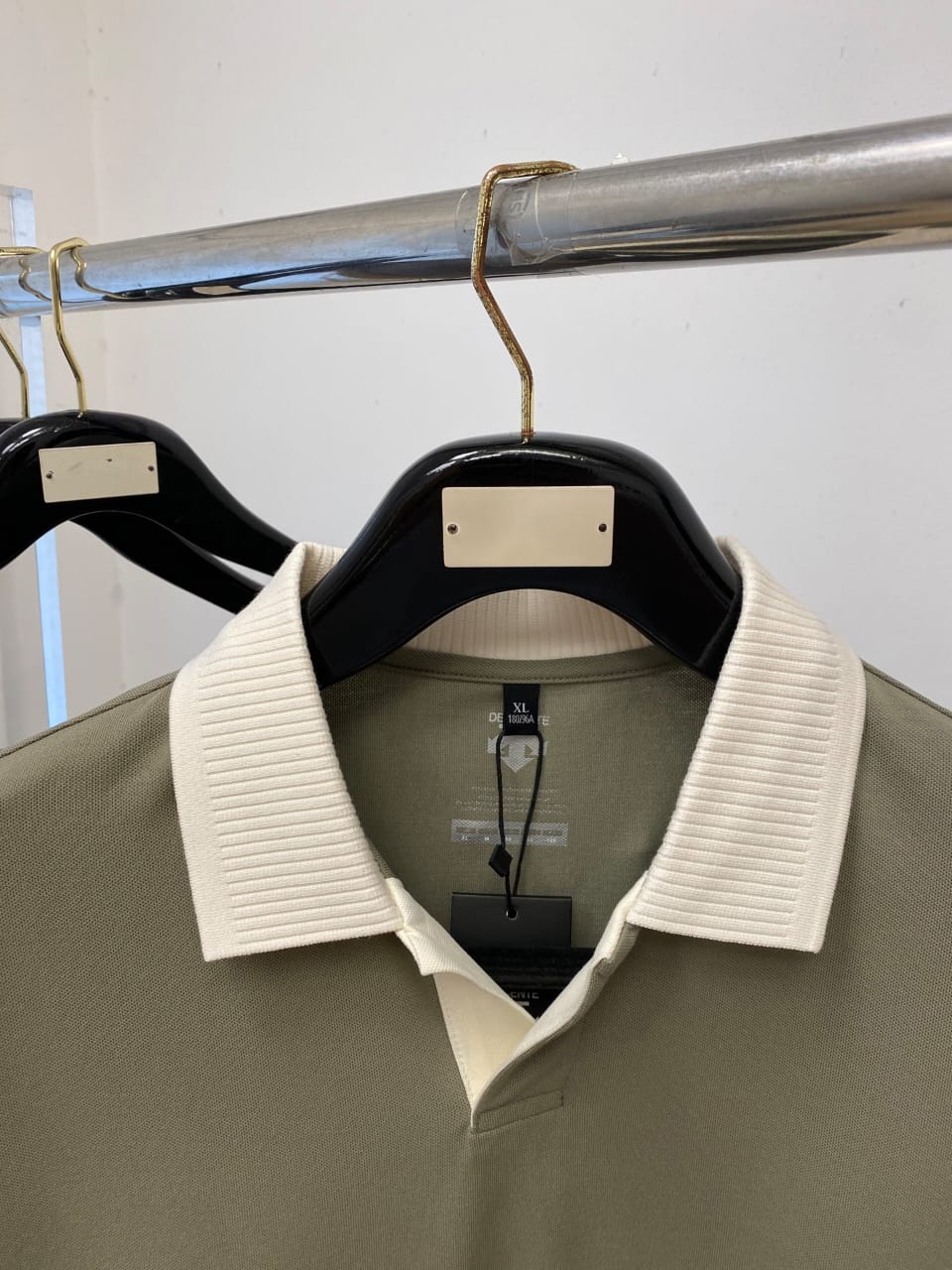 Descente - Olive Green Polo Shirt with Ribbed Collar