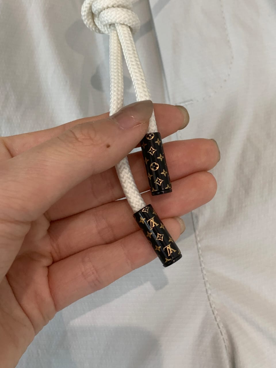 Louis Vuitton - Light Grey Cargo Shorts with Zipper Details