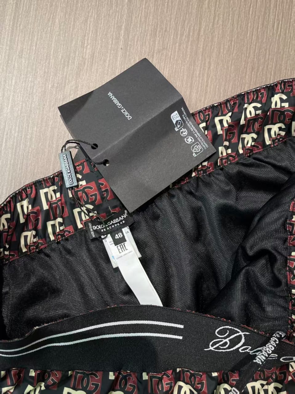 Dolce & Gabbana - Print Shorts - Burgundy/Gold