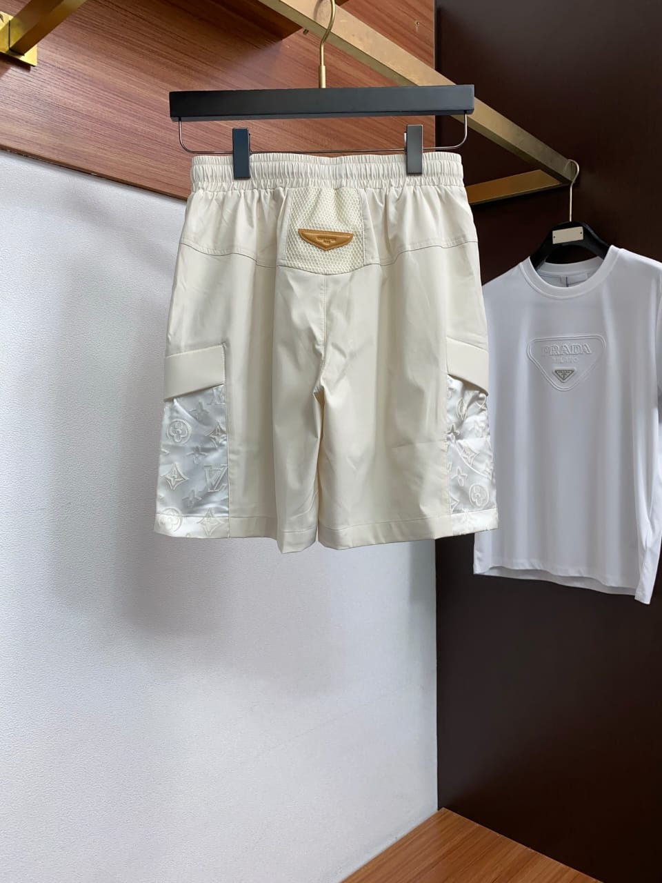 Louis Vuitton - Cargo Shorts - Off-White