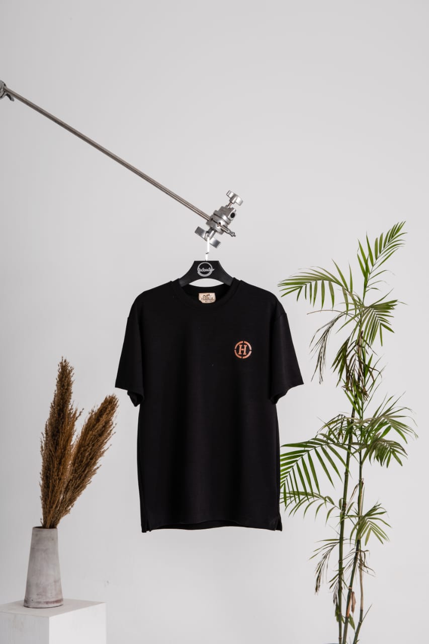 Hermès - Black T-Shirt and Shorts Co-ord Set