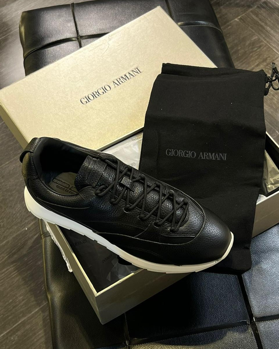 GA Black Sneakers