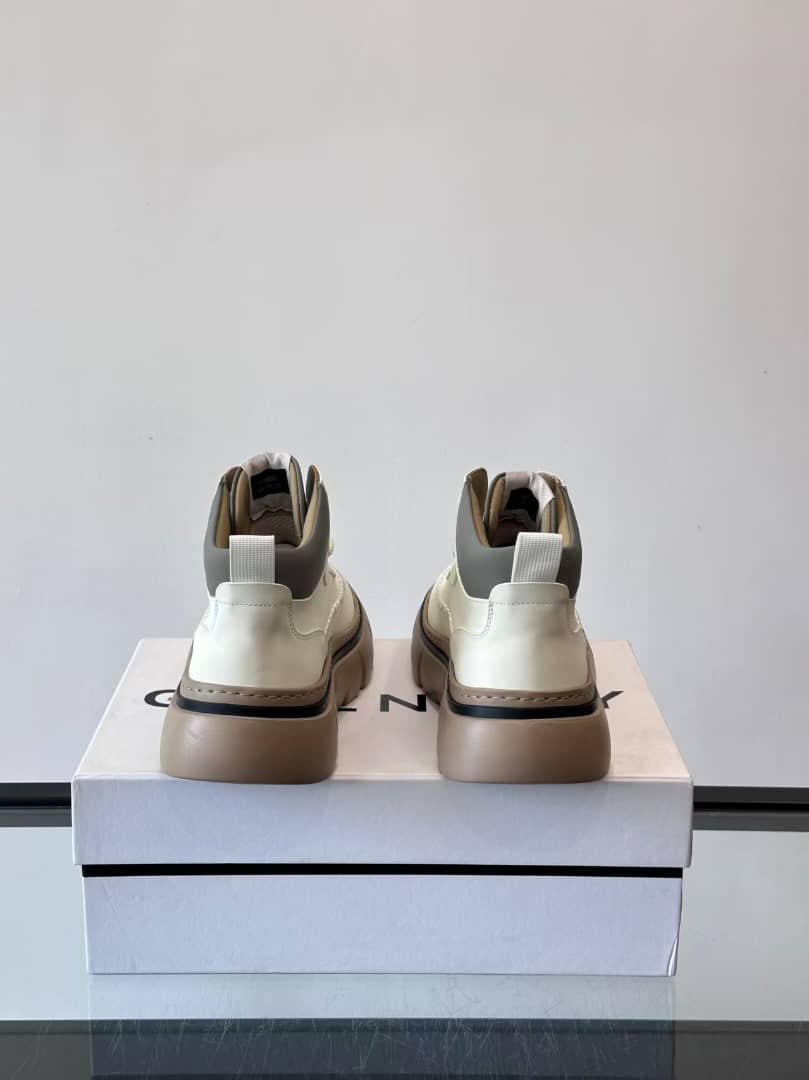 Givenchy - White Leather Chunky High-Top Sneakers with Contrast Sole