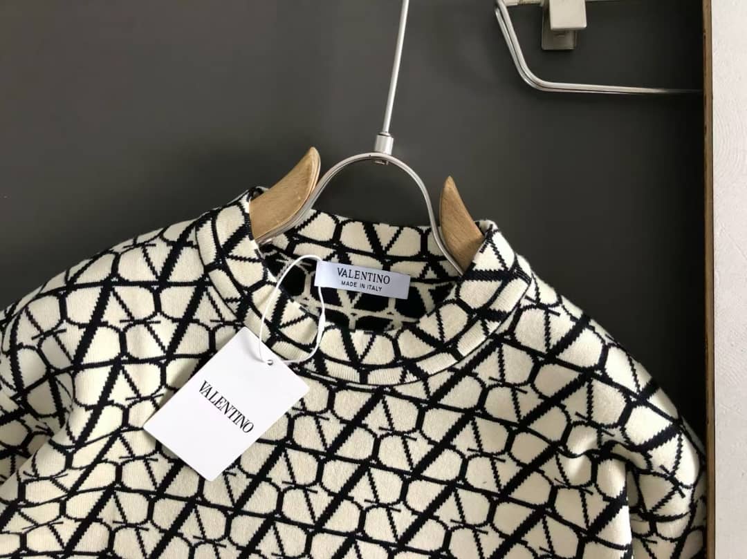 Valentino Garavani Toile Iconographe Wool Crewneck Sweater