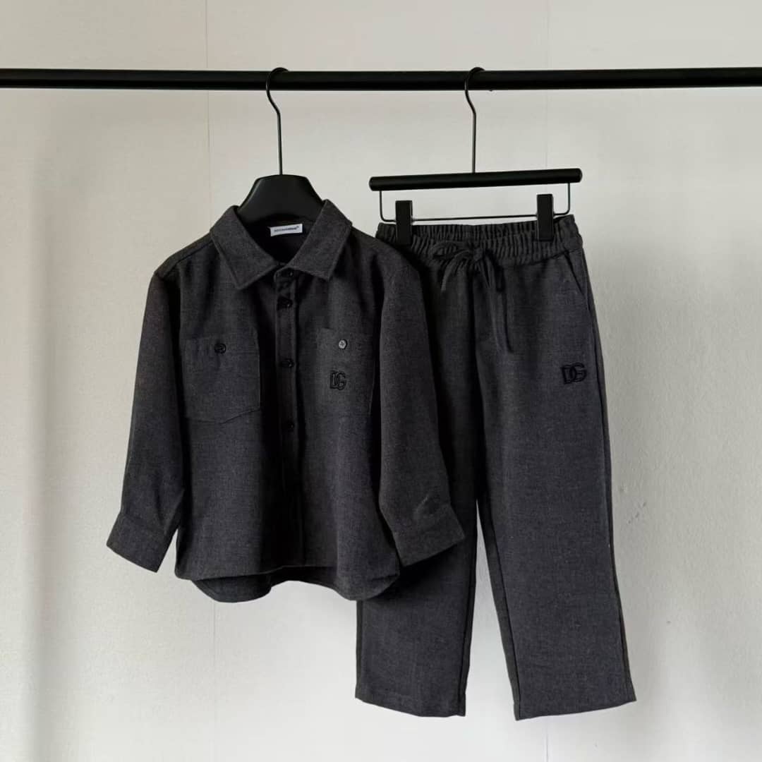 Shirt D&G Grey
Pant D&G
