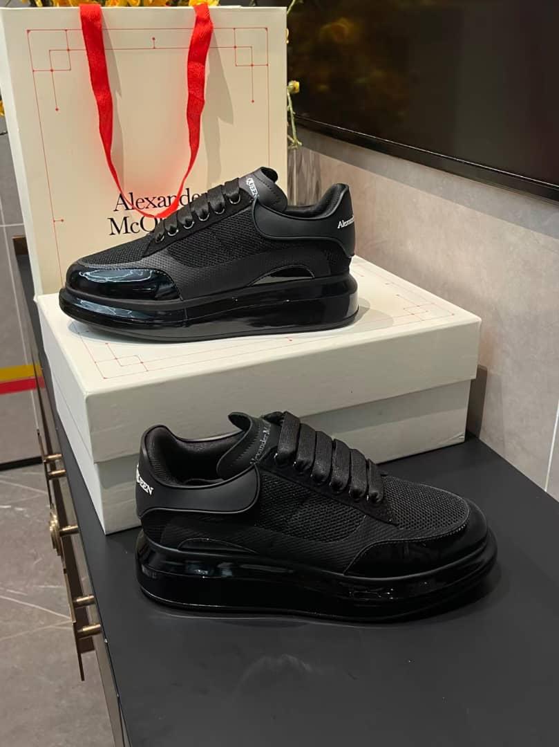 Alexander Mcqueen