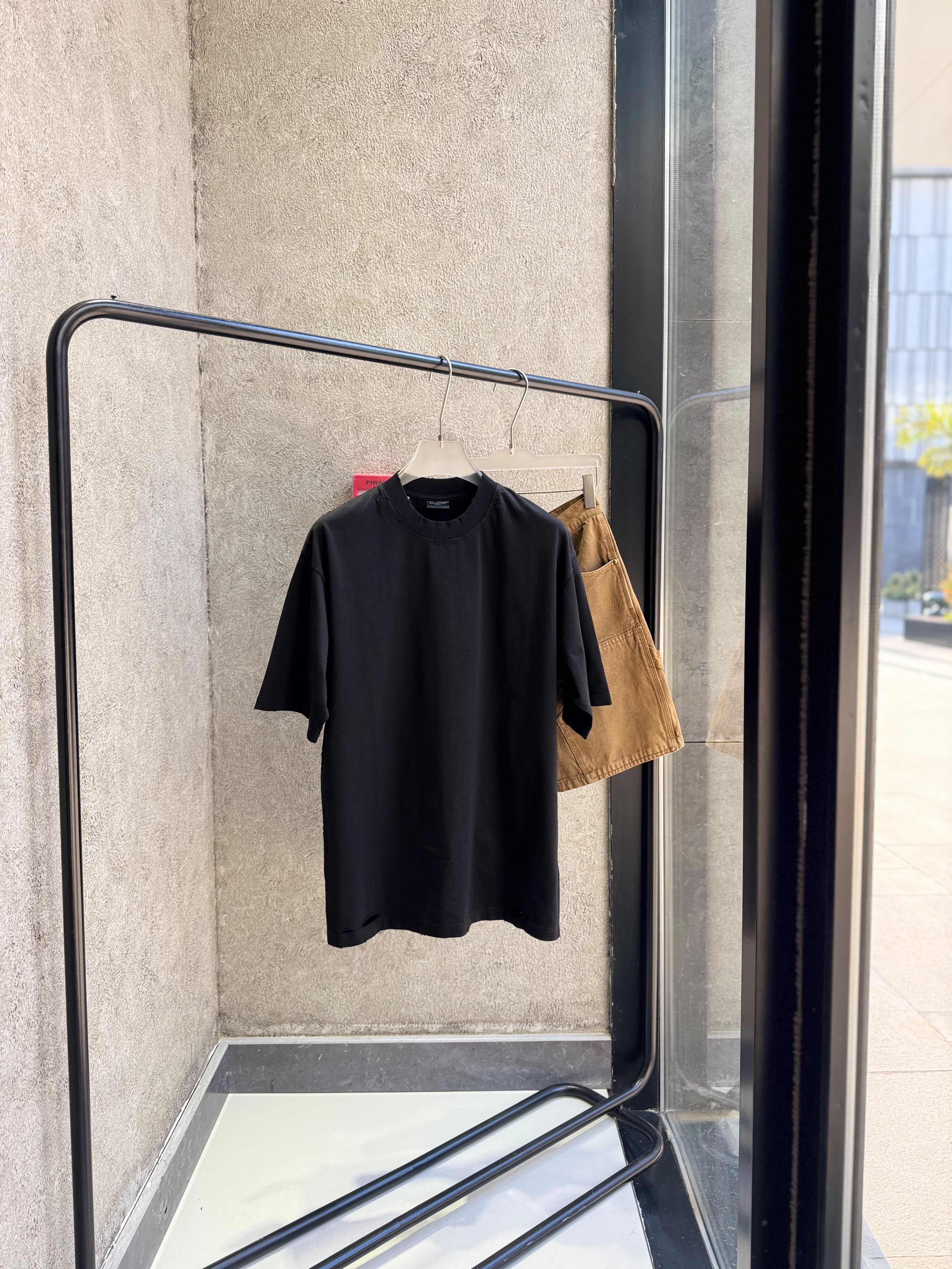 BALENCIAGA
