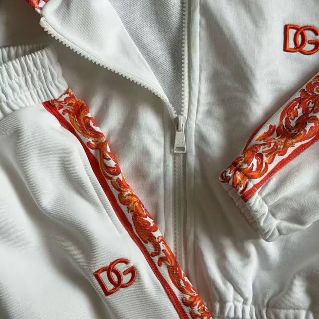 Sweet shirt D&G white & sweet pant D&G white