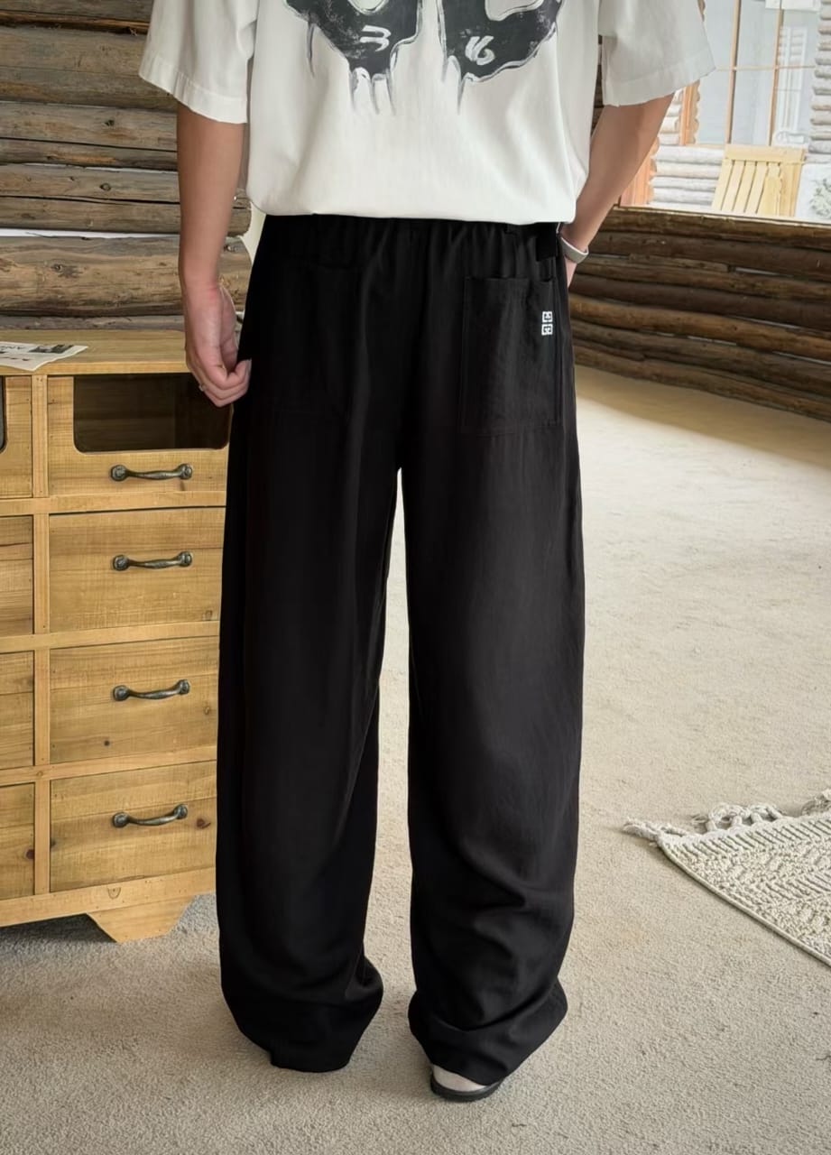 GIVENCHY