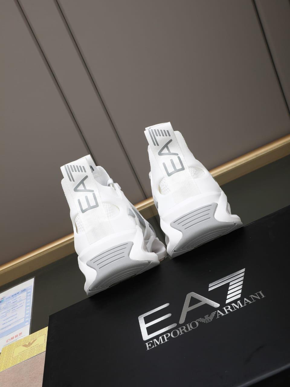 EA7 Emporio Armani Men's Infinity Cage White Sneakers