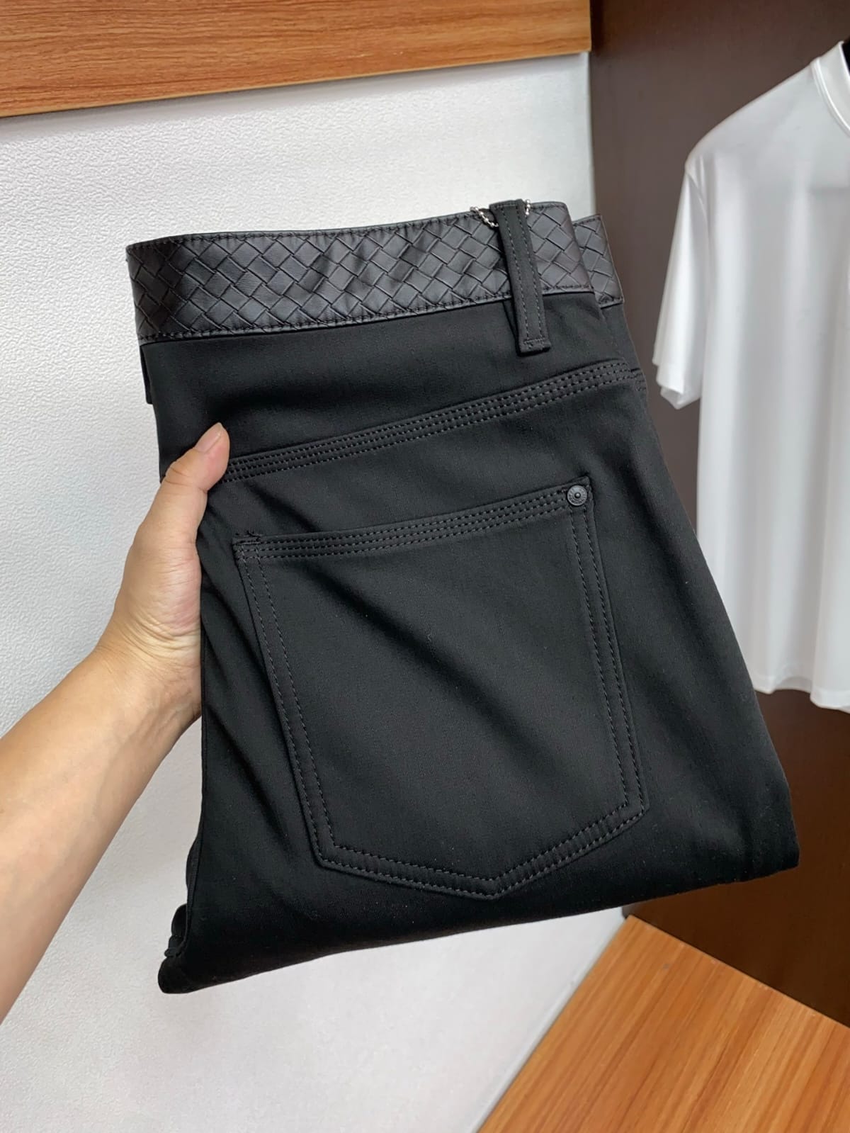 Bottega Veneta - Intrecciato Detail Cuffed Trousers - Black
