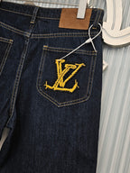 L .V