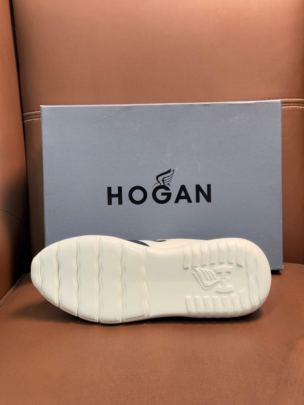 Hogan - Slip-On Sneaker in Navy Blue and White Suede/Tech Fabric