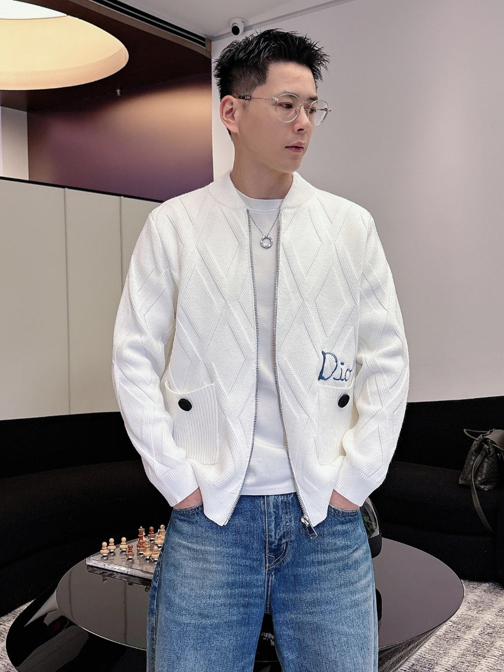 Dior