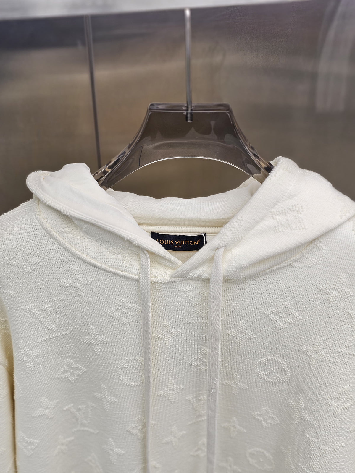 LV