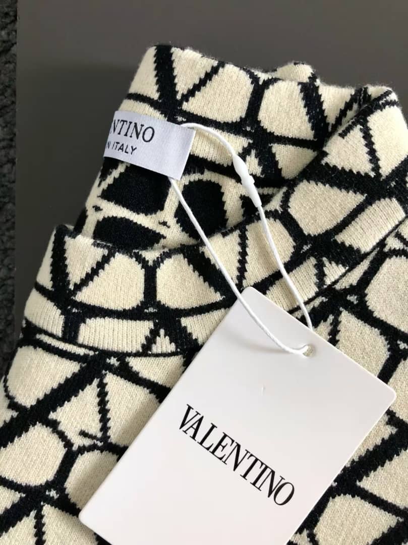 Valentino Garavani Toile Iconographe Wool Crewneck Sweater