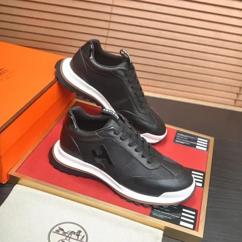 Hermès - Black Textured Leather Low-Top Sneakers