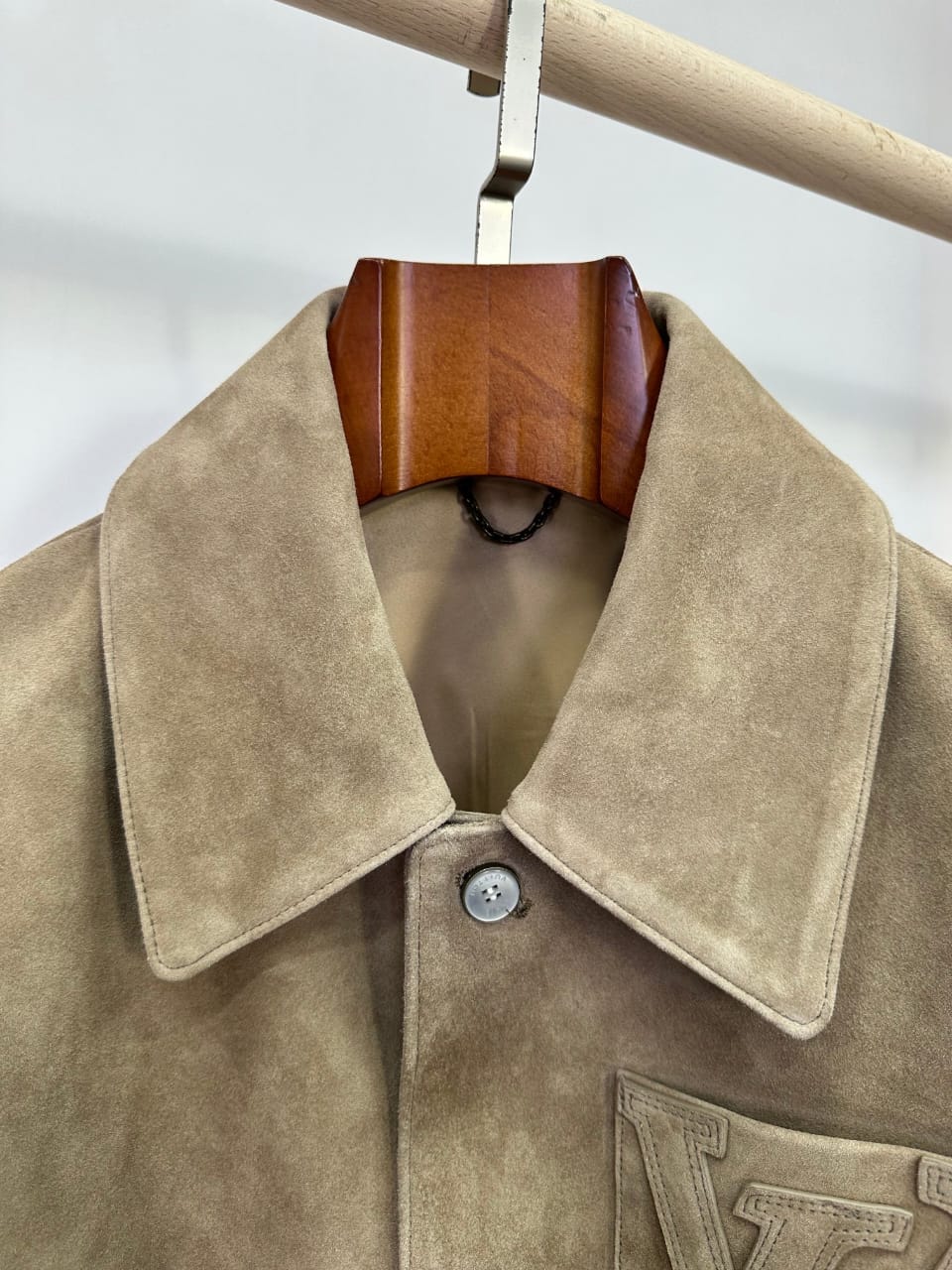 LV